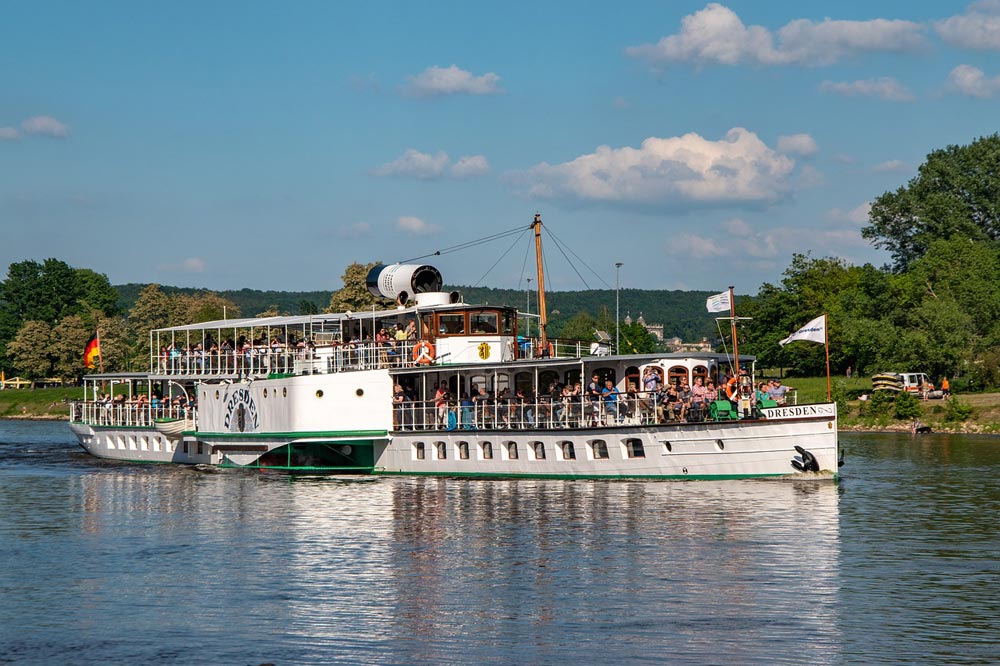 Dampfschifffahrt auf der Elbe